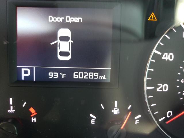 Photo 8 from auction – 2016 KIA CADENZA LU with VIN KNALN4D77G5206472