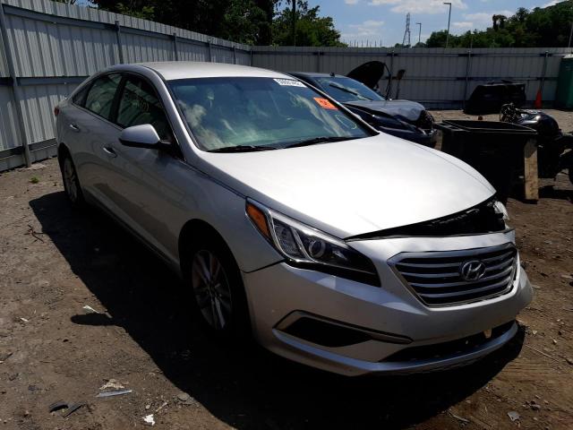 HYUNDAI SONATA SE 2016 with VIN 5NPE24AF5GH289240 - Photo from auction