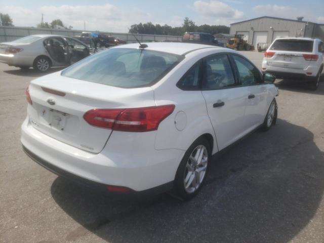 Photo 4 from auction – 2016 FORD FOCUS S with VIN 1FADP3E27GL339488