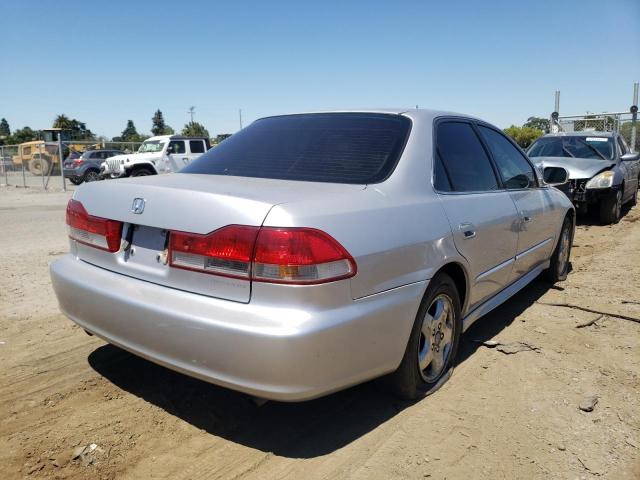 Photo 4 from auction – 2001 HONDA ACCORD with VIN 1HGCG16591A068263