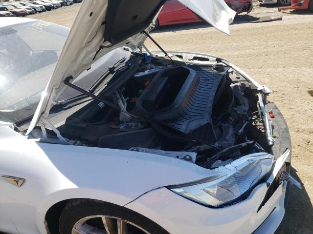 Photo 9 from auction – 2014 TESLA MODEL S with VIN 5YJSA1H18EFP35942