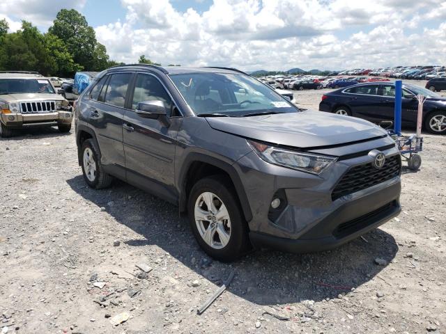 TOYOTA RAV4 XLE 2021 with VIN 2T3W1RFV1MW153938 - Photo from auction