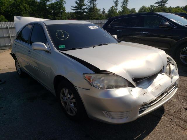 TOYOTA CAMRY LE 2005 with VIN 4T1BF32K65U592944 - Photo from auction