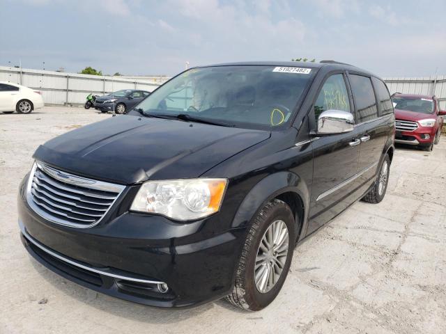 Photo 2 from auction – 2014 CHRYSLER TOWN & COU with VIN 2C4RC1CG4ER372077
