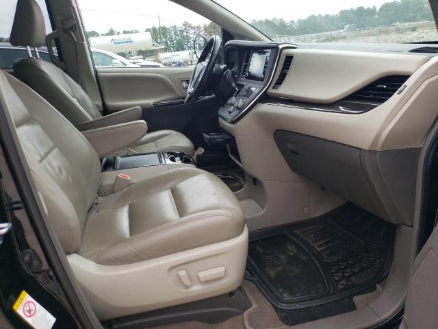 Photo 5 from auction – 2018 TOYOTA SIENNA XLE with VIN 5TDYZ3DC3JS944386