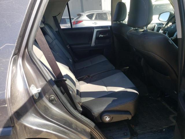 Photo 6 from auction – 2018 TOYOTA 4RUNNER SR with VIN JTEBU5JR3J5595384