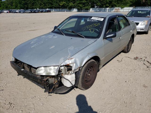 Photo 2 from auction – 2000 TOYOTA CAMRY CE with VIN 4T1BG22K3YU621277
