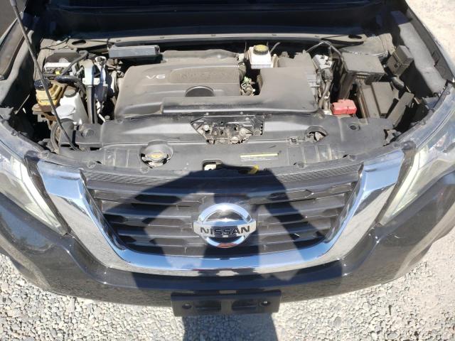 Photo 7 from auction – 2017 NISSAN PATHFINDER with VIN 5N1DR2MN3HC697906