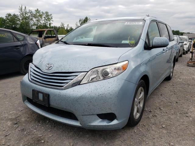 Photo 2 from auction – 2015 TOYOTA SIENNA LE with VIN 5TDKK3DC4FS574373