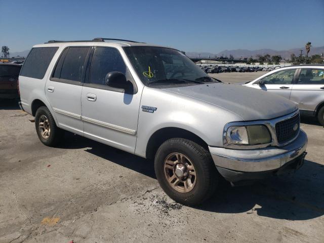 FORD EXPEDITION 2002 مع رقم تعريف المركبة 1FMRU15W82LA33923 - صورة من المزاد