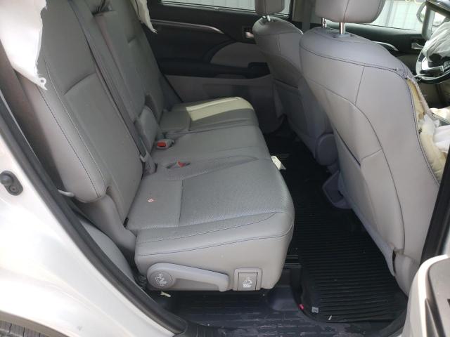 Photo 6 from auction – 2018 TOYOTA HIGHLANDER with VIN 5TDYZRFH5JS237415