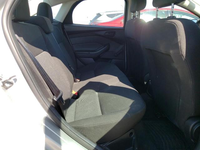 Photo 6 from auction – 2017 FORD FOCUS S with VIN 1FADP3E2XHL245154