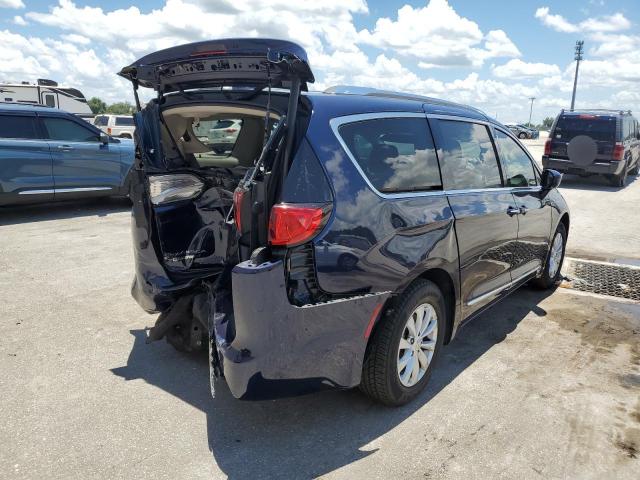 Photo 4 from auction – 2019 CHRYSLER PACIFICA T with VIN 2C4RC1BG4KR581381