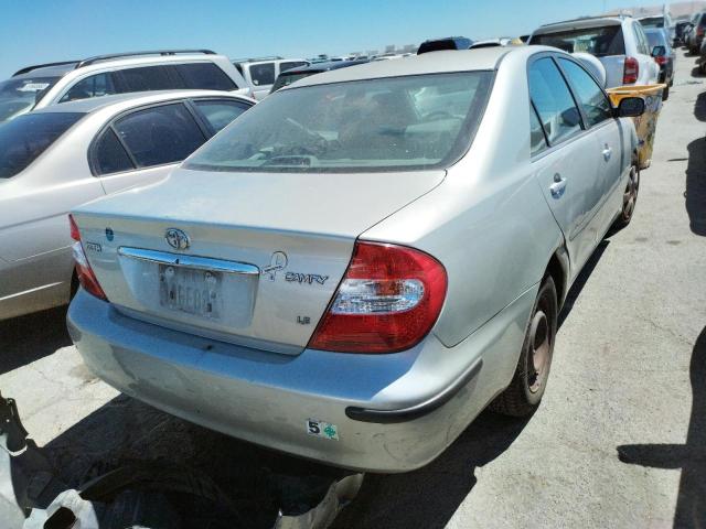 Photo 4 from auction – 2002 TOYOTA CAMRY with VIN JTDBE32K220089910