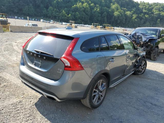 Photo 4 from auction – 2018 VOLVO V60 CROSS with VIN YV440MWK7J2052813