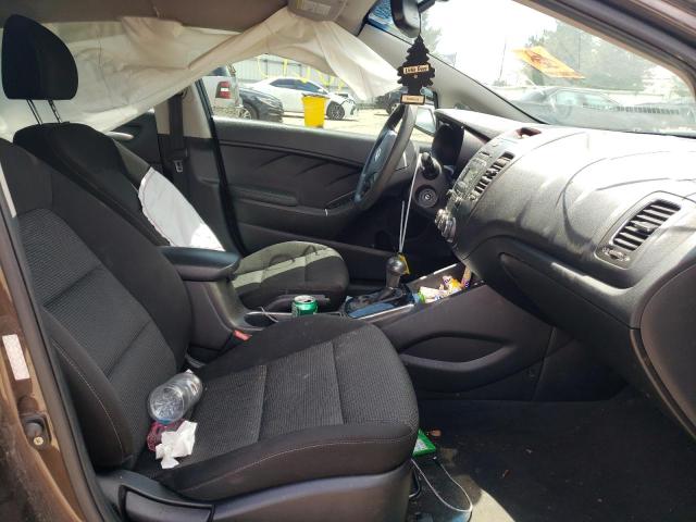 Photo 5 from auction – 2017 KIA FORTE LX with VIN 3KPFK4A73HE018339