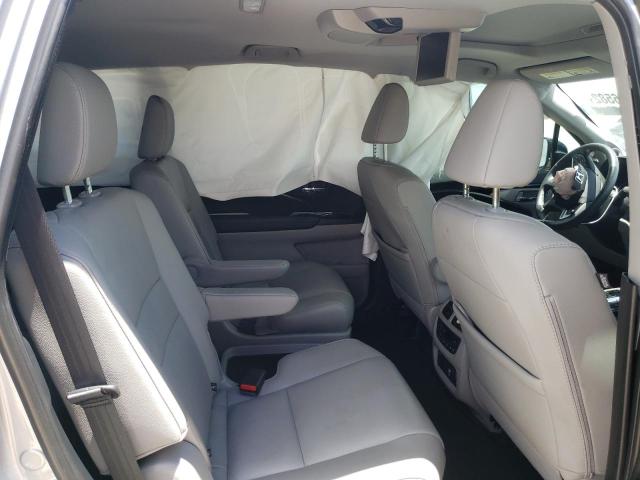 Photo 6 from auction – 2020 HONDA PILOT TOUR with VIN 5FNYF6H62LB032550
