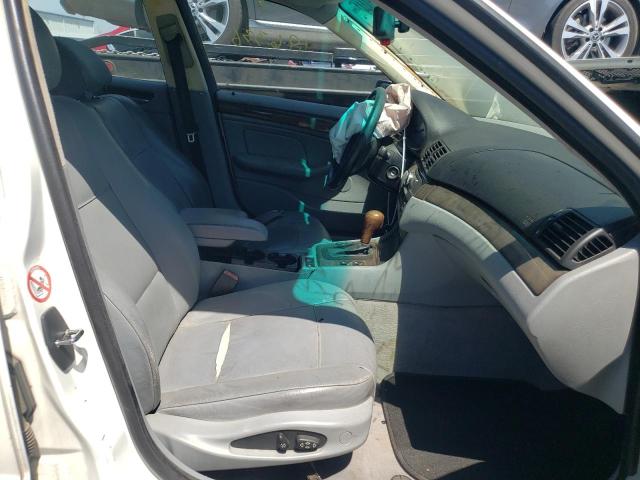 Photo 5 from auction – 2001 BMW 325 I with VIN WBAAN37481NJ12739