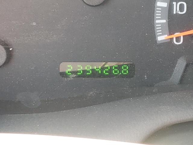 Zdjęcie 8 z aukcji – 2002 FORD F150 z VIN 1FTPX17L02NB50227