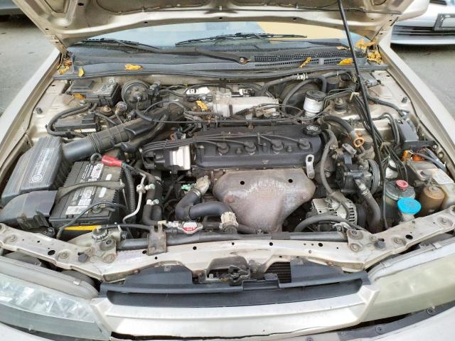 Photo 7 from auction – 1994 HONDA ACCORD EX with VIN JHMCD5654RC042568
