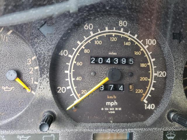 Photo 8 from auction – 1995 MERCEDES-BENZ E 300D with VIN WDBEB31E9SC145467