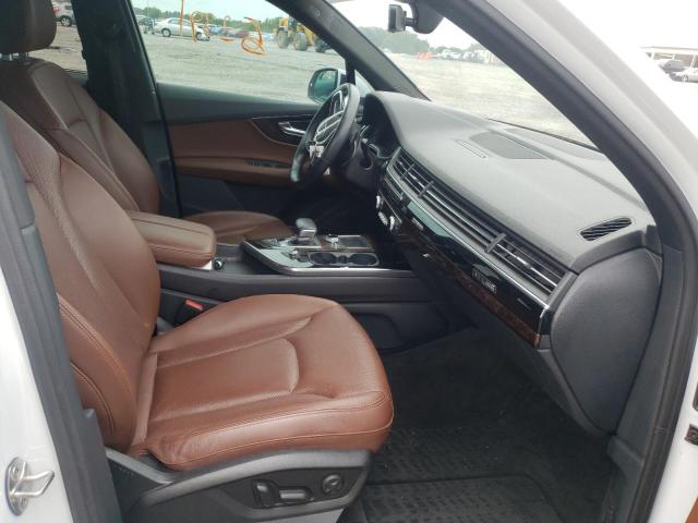 Photo 5 from auction – 2019 AUDI Q7 PREMIUM with VIN WA1LAAF74KD014395