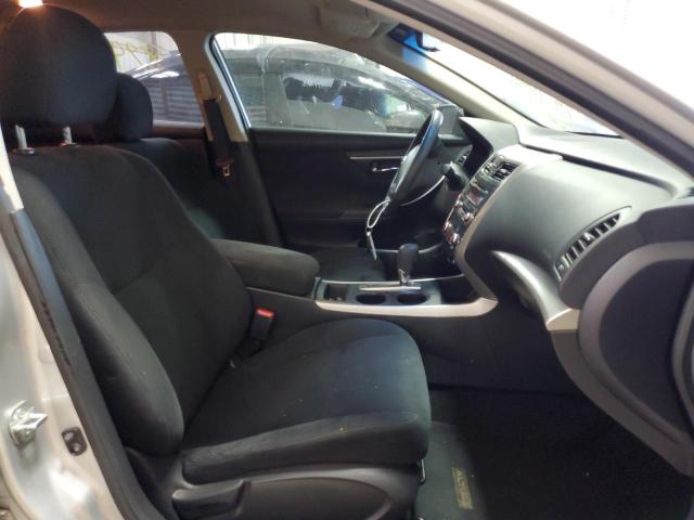 Photo 5 from auction – 2015 NISSAN ALTIMA 2.5 with VIN 1N4AL3AP2FN304196