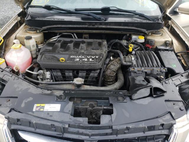 Photo 7 from auction – 2014 CHRYSLER 200 LX with VIN 1C3CCBAB8EN149755