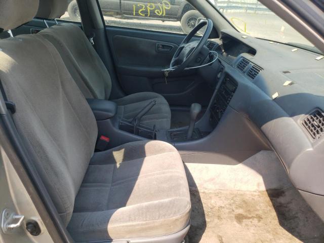 Photo 5 from auction – 2000 TOYOTA CAMRY LE M with VIN 4T1BG22K6YU652927