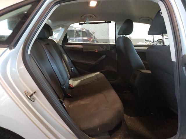 Photo 6 from auction – 2014 VOLKSWAGEN PASSAT S with VIN 1VWAT7A32EC053606