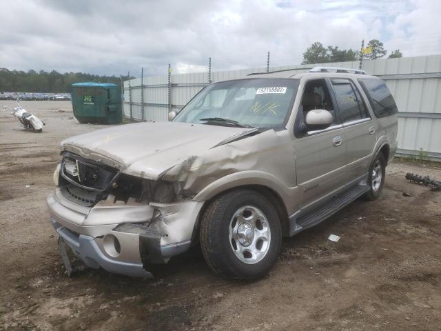 Photo 2 from auction – 2000 LINCOLN NAVIGATOR with VIN 5LMRU27AXYLJ05959