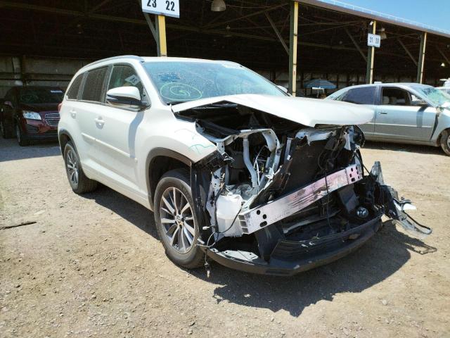 TOYOTA HIGHLANDER 2017 with VIN 5TDKZRFH1HS519695 - Photo from auction