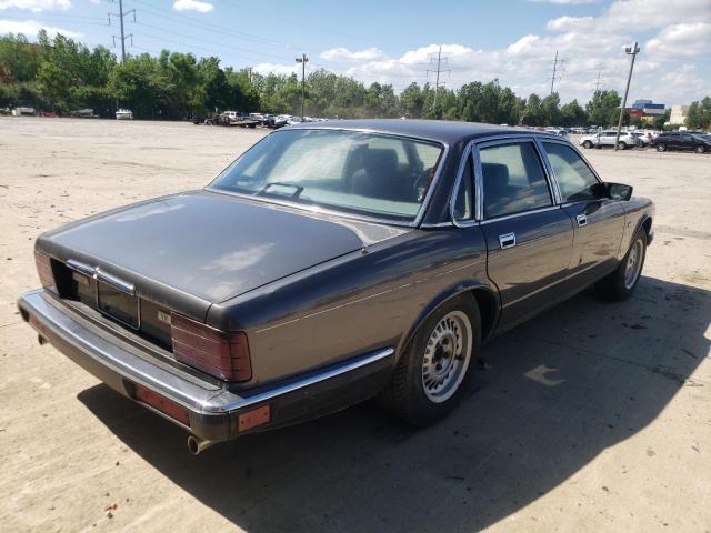 Photo 4 from auction – 1989 JAGUAR XJ6 with VIN SAJHY1540KC560455