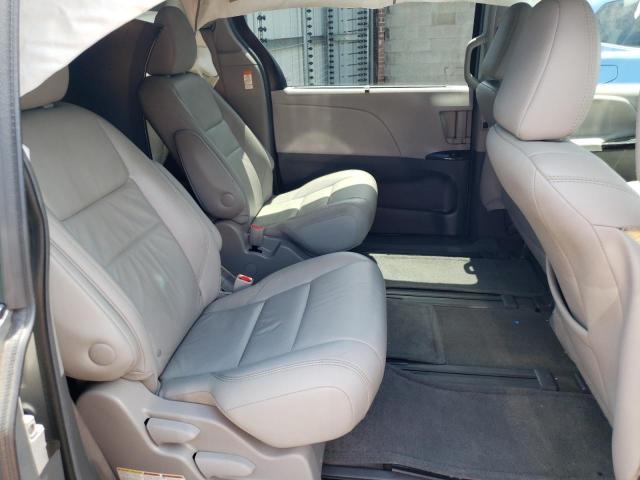 Photo 6 from auction – 2016 TOYOTA SIENNA XLE with VIN 5TDDK3DC5GS144913