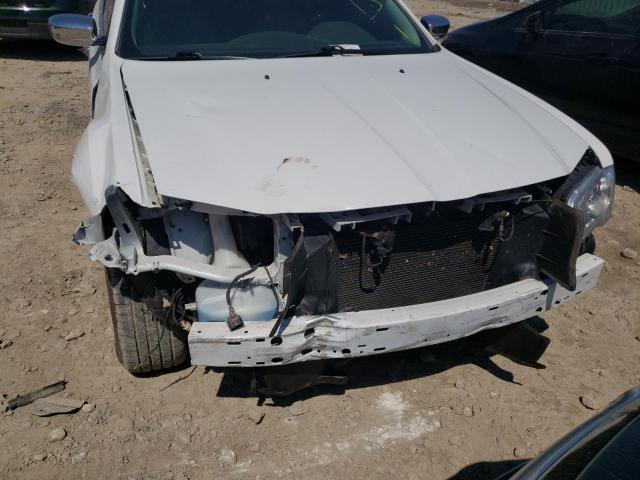 Photo 9 from auction – 2016 CHRYSLER 300C with VIN 2C3CCAEG1GH189834