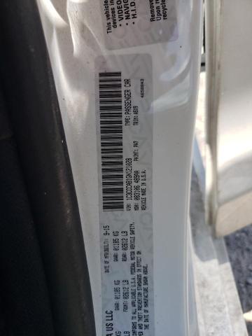 Photo 10 from auction – 2016 CHRYSLER 200 LIMITE with VIN 1C3CCCAB1GN121028