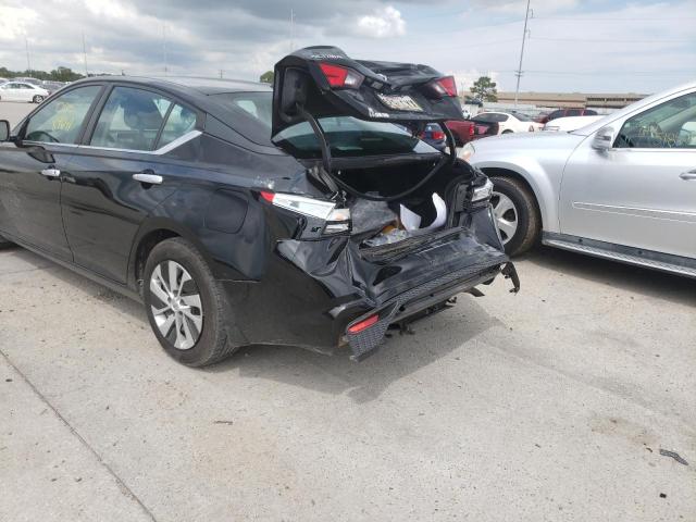 Photo 9 from auction – 2019 NISSAN UK with VIN 1N4BL4BV3KN325351
