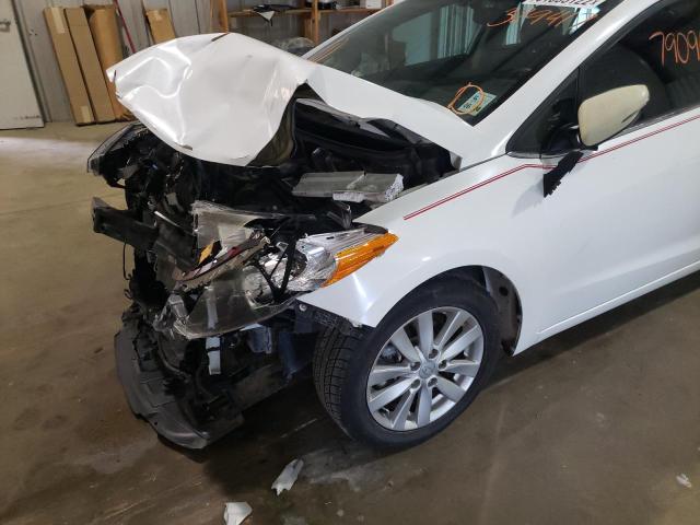 Photo 9 from auction – 2015 KIA FORTE EX with VIN KNAFX4A87F5329417