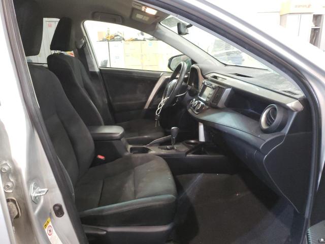 Photo 5 from auction – 2014 TOYOTA RAV4 LE with VIN JTMBFREV8ED050127