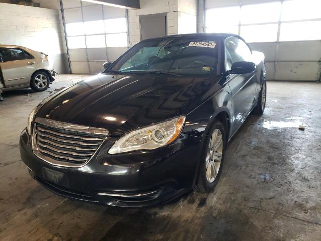 Photo 2 from auction – 2013 CHRYSLER 200 TOURIN with VIN 1C3BCBEG8DN723593