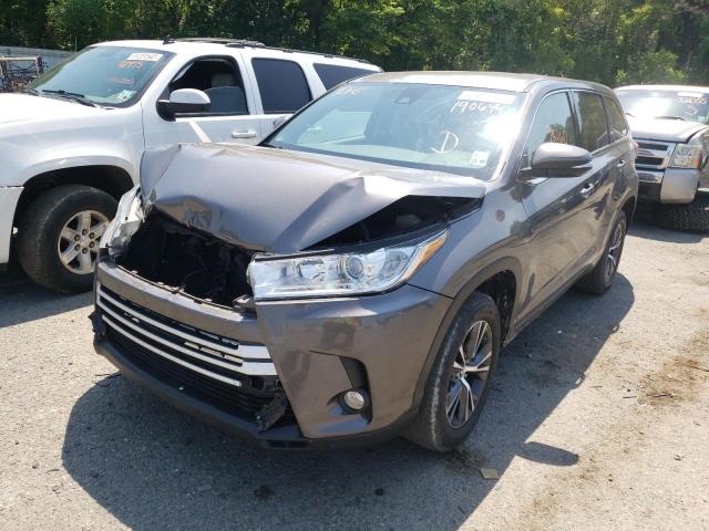 Photo 2 from auction – 2017 TOYOTA HIGHLANDER with VIN 5TDZZRFH5HS190644