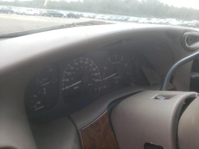 Photo 8 from auction – 2000 LINCOLN NAVIGATOR with VIN 5LMRU27AXYLJ05959