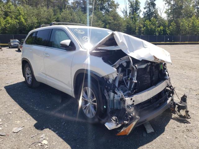 TOYOTA HIGHLANDER 2015 with VIN 5TDBKRFH5FS213892 - Photo from auction
