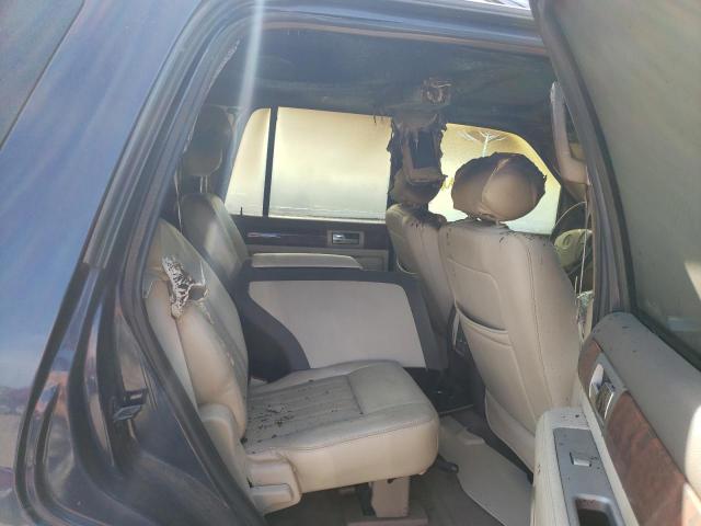 Photo 6 from auction – 2004 LINCOLN NAVIGATOR with VIN 5LMFU27R54LJ26950