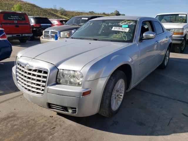 Photo 2 from auction – 2010 CHRYSLER 300 TOURIN with VIN 2C3CA5CV8AH294084