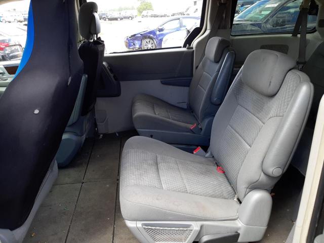 Photo 6 from auction – 2010 CHRYSLER TOWN & COU with VIN 2A4RR5D17AR399360