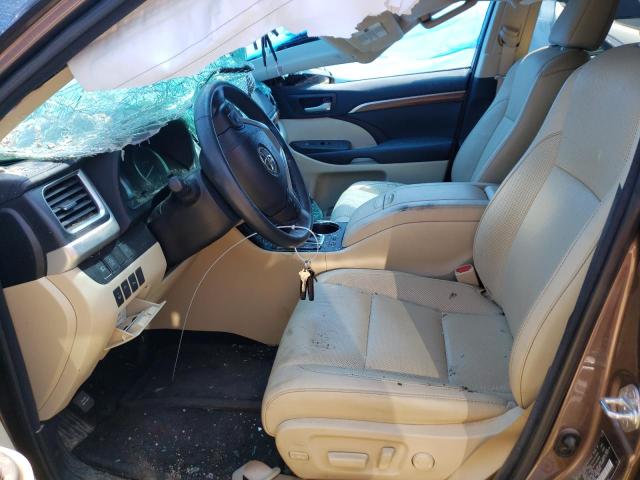 Photo 5 from auction – 2018 TOYOTA HIGHLANDER with VIN 5TDDZRFHXJS812428