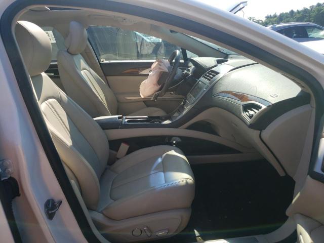 Photo 5 from auction – 2016 LINCOLN MKZ with VIN 3LN6L2J92GR604844