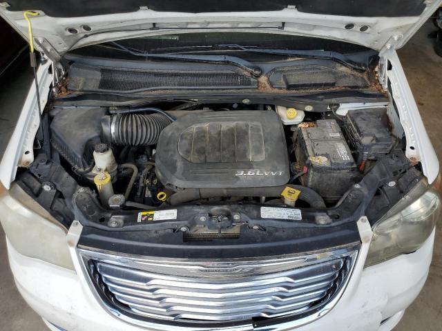 Photo 7 from auction – 2013 CHRYSLER TOWN & COU with VIN 2C4RC1BG9DR674092