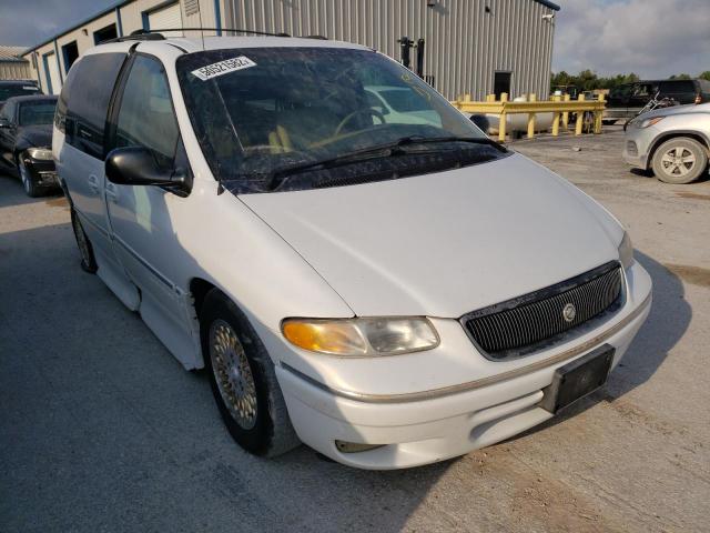 CHRYSLER TOWN & COU 1997 with VIN 1C4GP64L0VB338558 - Photo from auction